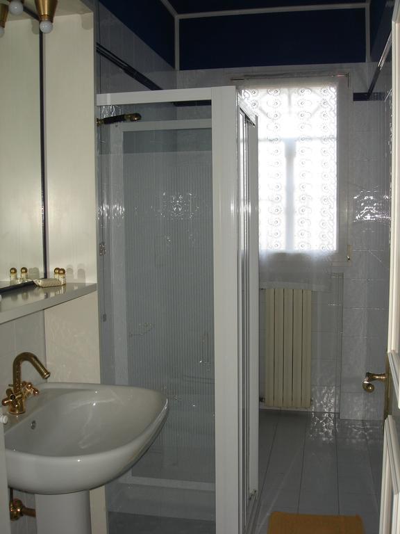 La Corte Del Cavaliere Bed & Breakfast Calderara di Reno Værelse billede